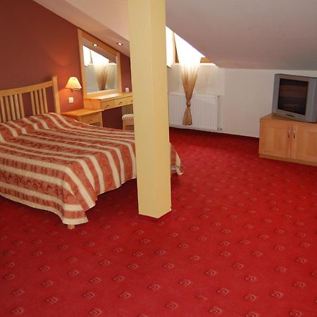 Complex Brashlyan Hotel Trjavna Kültér fotó