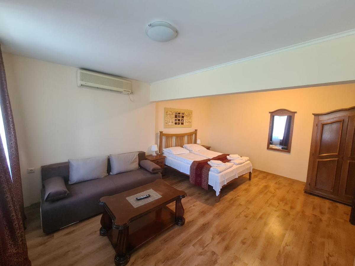 Complex Brashlyan Hotel Trjavna Kültér fotó