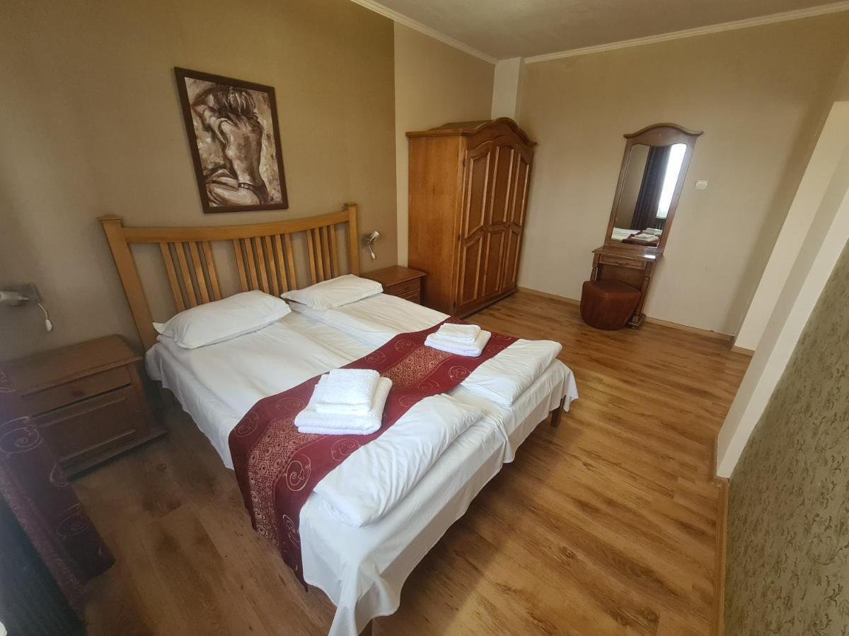 Complex Brashlyan Hotel Trjavna Kültér fotó