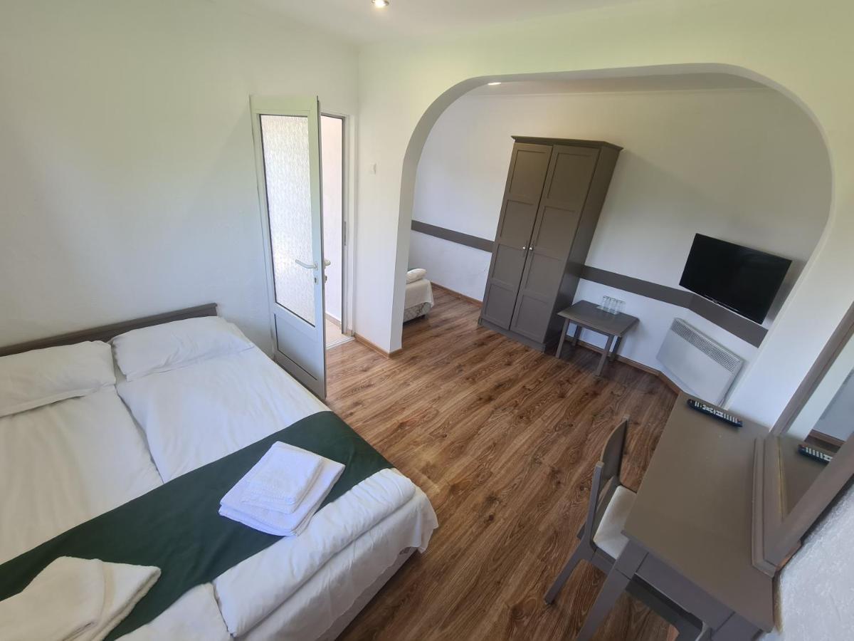 Complex Brashlyan Hotel Trjavna Kültér fotó