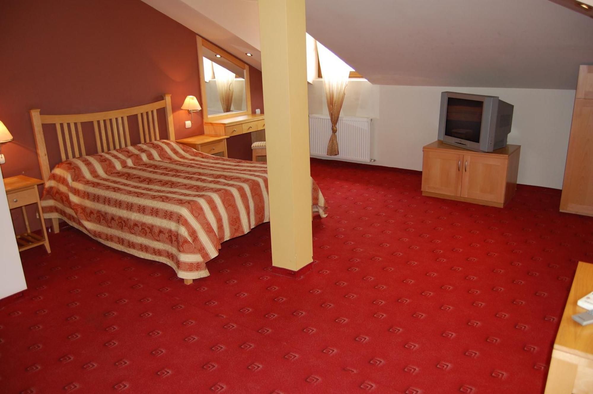 Complex Brashlyan Hotel Trjavna Kültér fotó