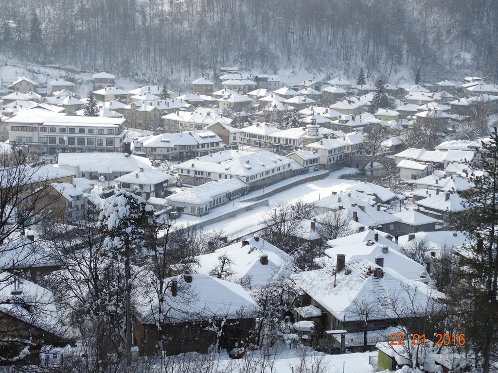 Complex Brashlyan Hotel Trjavna Kültér fotó