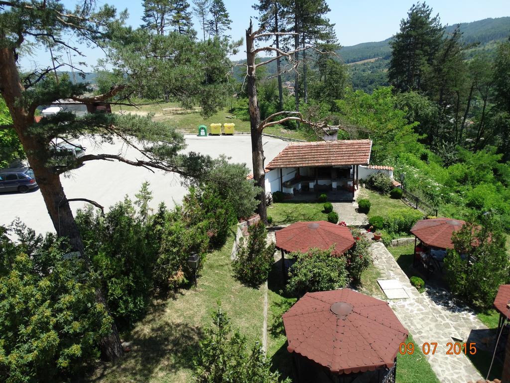 Complex Brashlyan Hotel Trjavna Kültér fotó